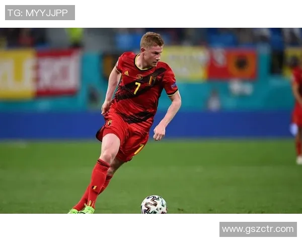 足球传球艺术大师集锦 精彩瞬间重现球场传递魅力